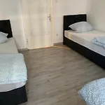 Unterkunft Mara